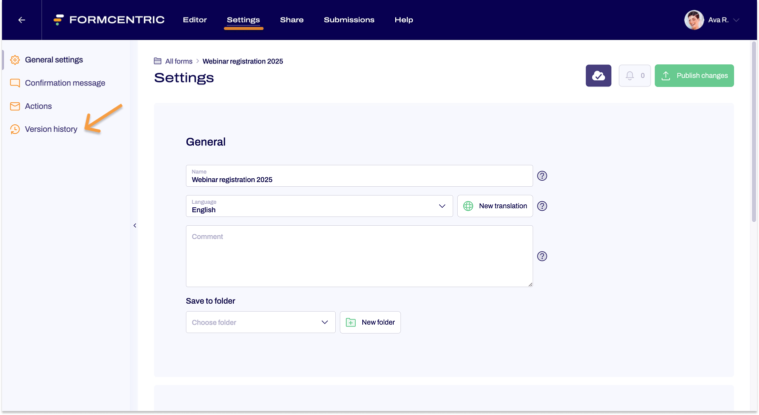 The settings area of a form is open. An arrow points to the Version history menu item on the left-hand side.